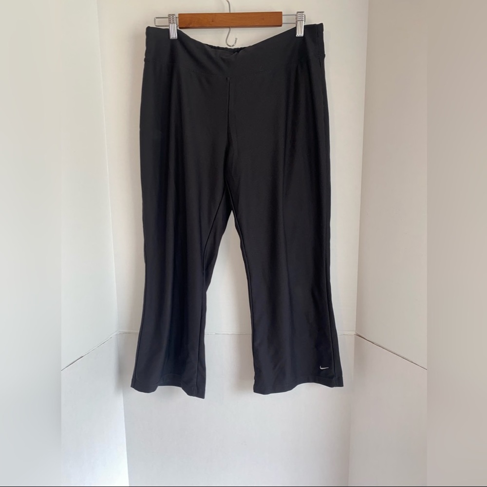 Women’s Nike Large fit dry workout pants